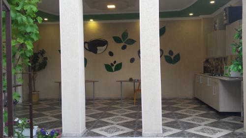Hostal Lagrein Guest House