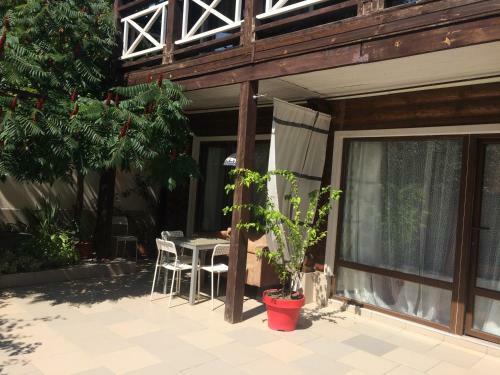 Hostal Belka Guest House