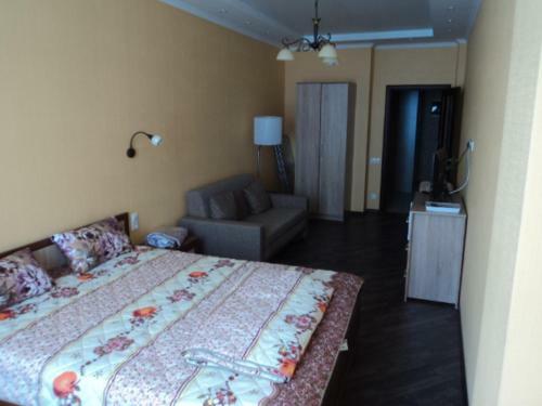 Apartment On Turisticheskaya