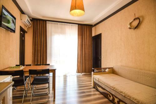 Hostal Kesea Guest House