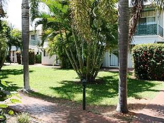 Hotel Cable Beachside Villas