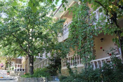 Hostal Guest House Artik Dzhulietta