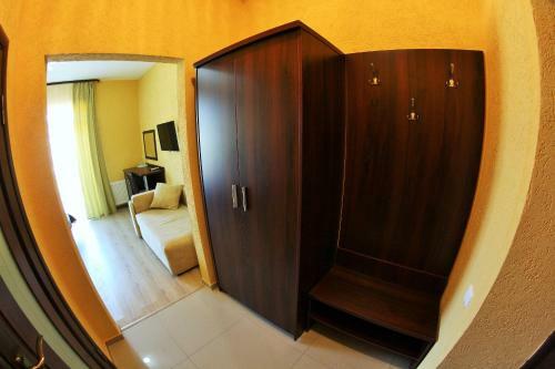 Hostal Guest House Aniksi