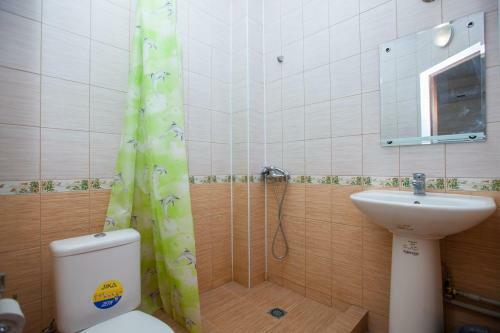 Hostal Vinograd Guest House
