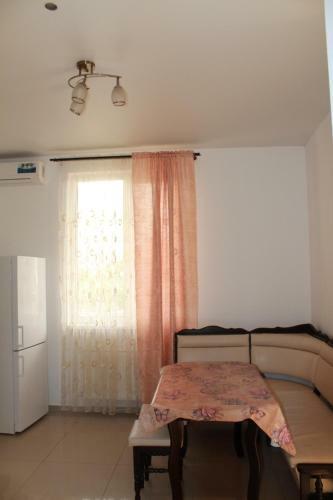 Hostal Vinograd Guest House