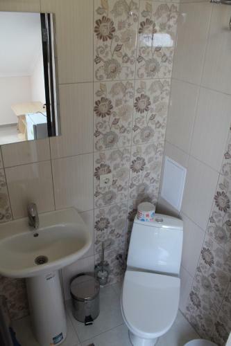 Hostal Vinograd Guest House