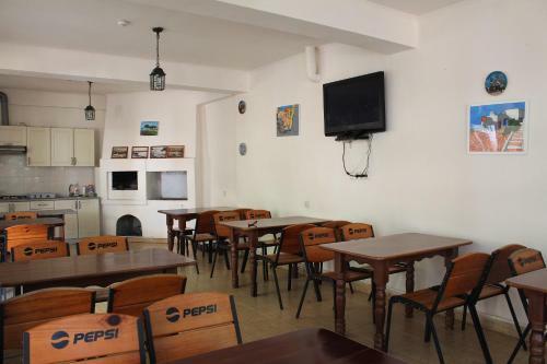 Hostal Vinograd Guest House