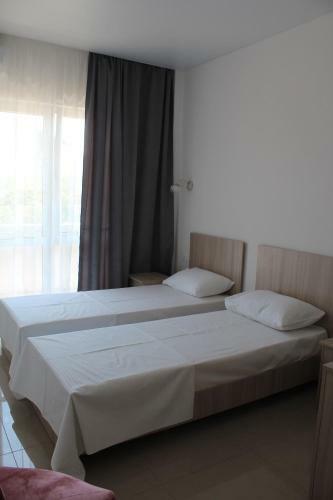 Hostal Vinograd Guest House