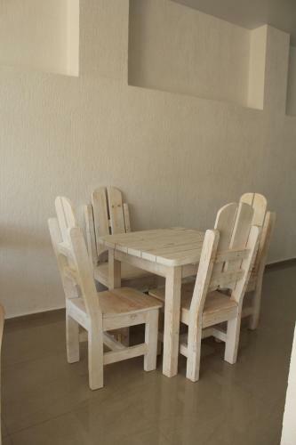 Hostal Vinograd Guest House
