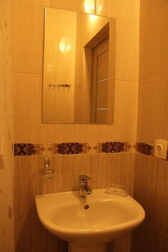 Hostal Vinograd Guest House