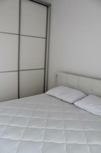 Hostal Vinograd Guest House