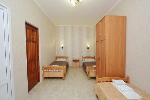 Hostal Guest House Natela