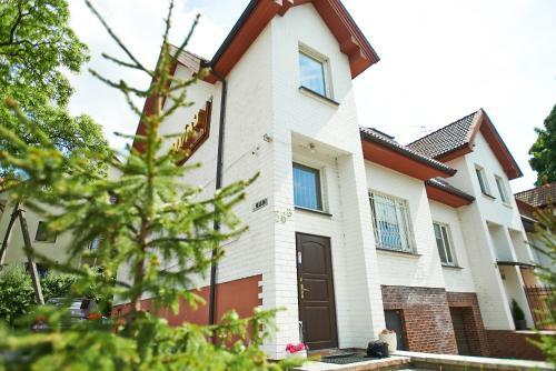 Hostal Guest House Maxim's
