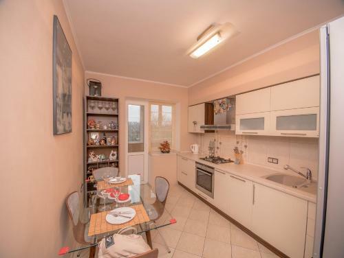 Apart39 On Borzova 93v