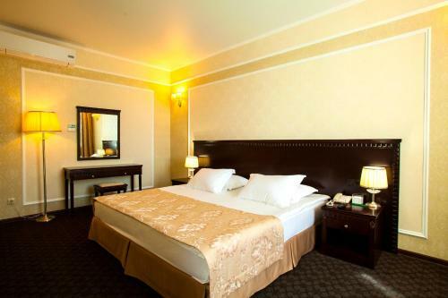Green Hall Hotel