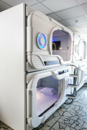Capsule Hostel Capslock