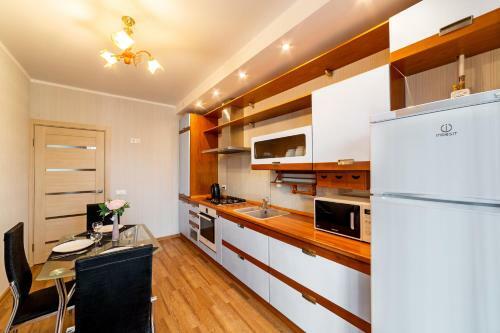 Kzn Apartments: Art City