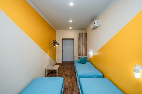 Hostel Svoi Ludi