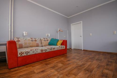 Hostel Svoi Ludi