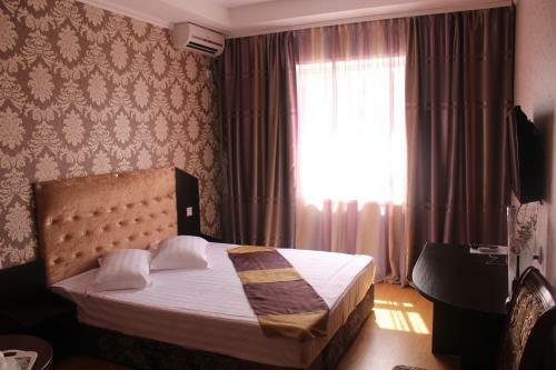Samarkand Hotel