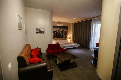 Guru Hotel
