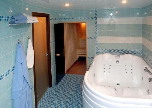 Posada Inn Na Pristanskoy