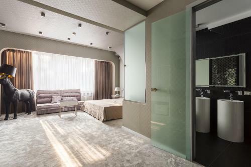Bliss Hotel & Spa