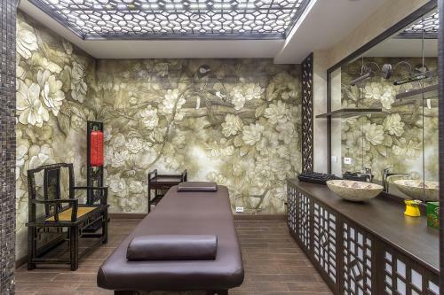 Bliss Hotel & Spa