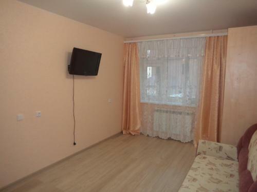 Apartment On Khlynovskaya 15