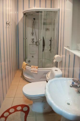 U Dvuh Lvov Hotel