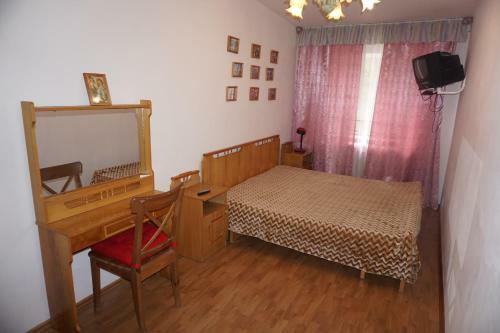 Apartment On Shirokaya Street