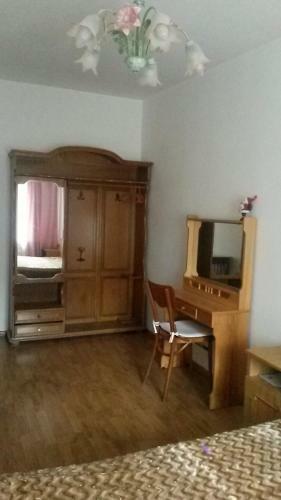 Apartment On Shirokaya Street