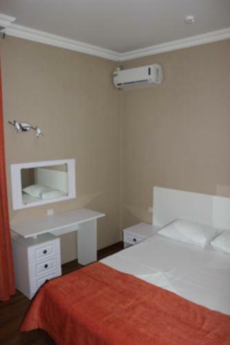 Hostal Guest House Adel