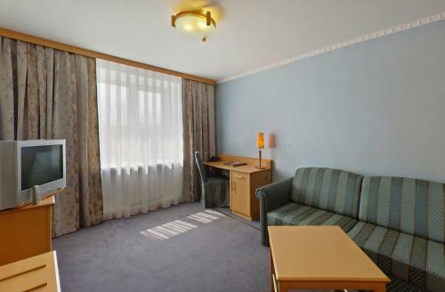 Hotel Dzemgi