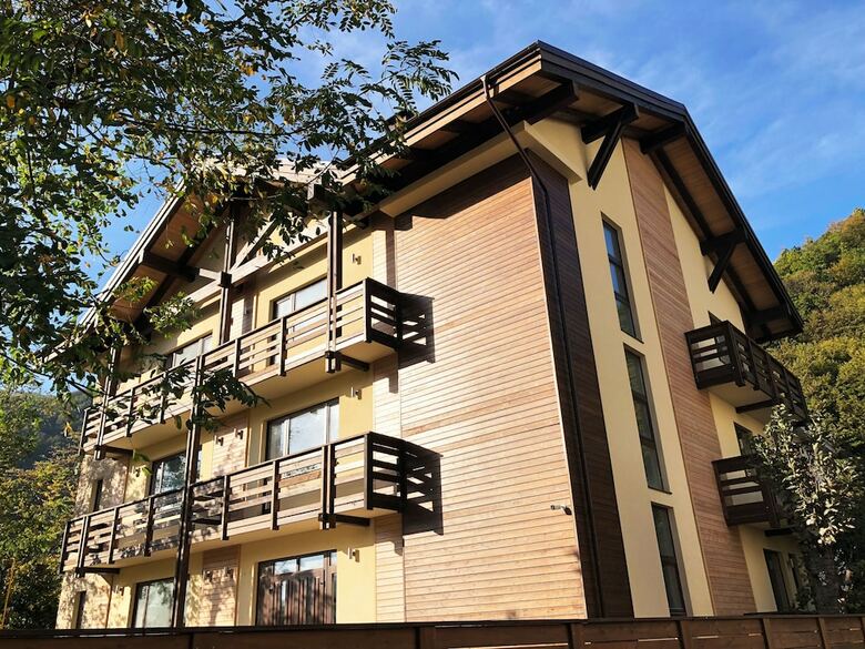 Posada Vverh Guesthouse