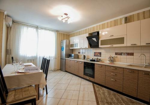 Zvezdny Apartments