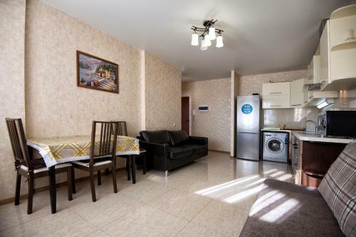 Zvezdny Apartments