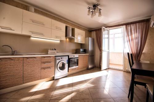 Zvezdny Apartments