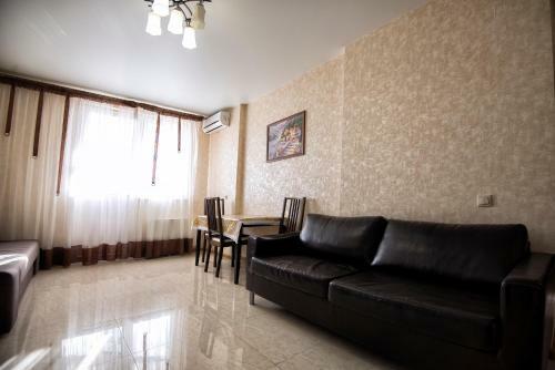 Zvezdny Apartments