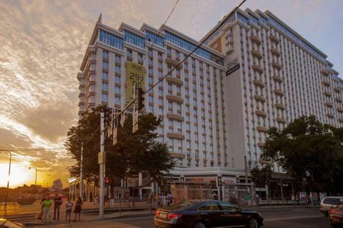 Apartment In Zhk Bolshoy