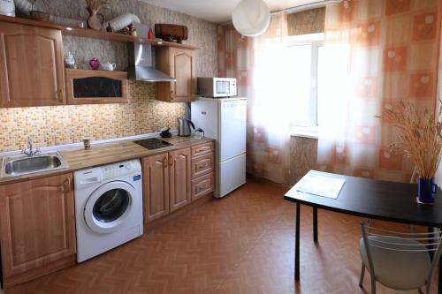 Apartment At Vzletnaya 24