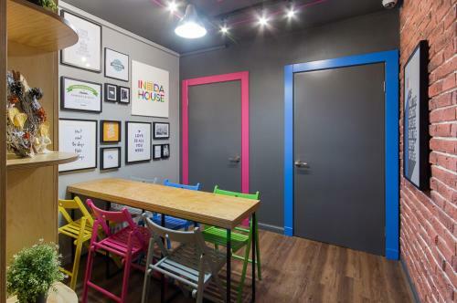 Indahouse Hostel