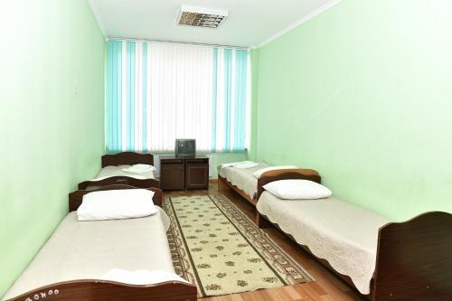 Hostal Mini-hotel On Markovskogo, 81