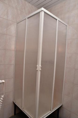 Hostal Mini-hotel On Markovskogo, 81