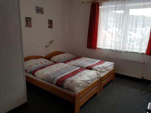 Hostal Penzion U Eli?ky Bed?ichov V Jizersk�ch Hor�ch