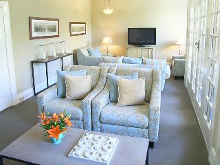 The Russell - A Boutique Hotel