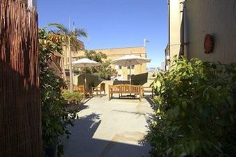 The Russell - A Boutique Hotel