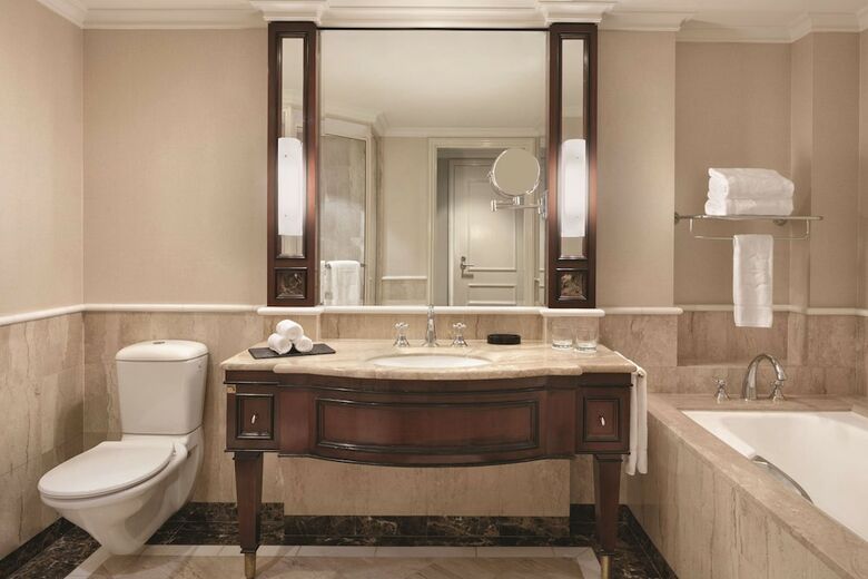 Shangri-la Hotel Sydney