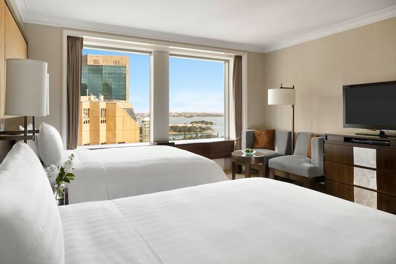 Shangri-la Hotel Sydney