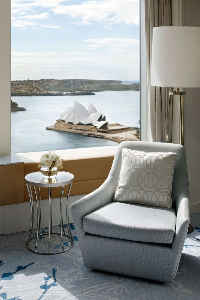 Shangri-la Hotel Sydney